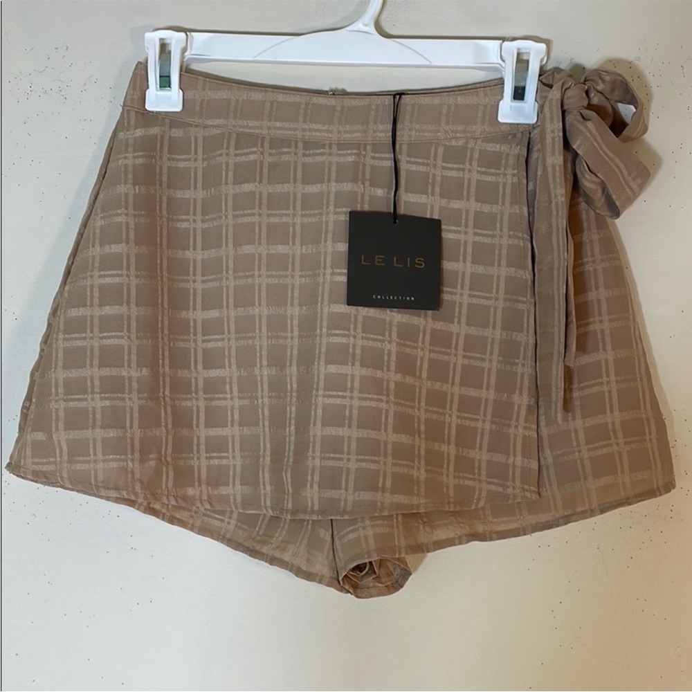 LELIS Collection Faux Wrap Shorts. Small. NWT.